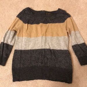 3/4 length sleeve sweater